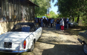 Arrivée au musée du camion ancien à Montceau les mines