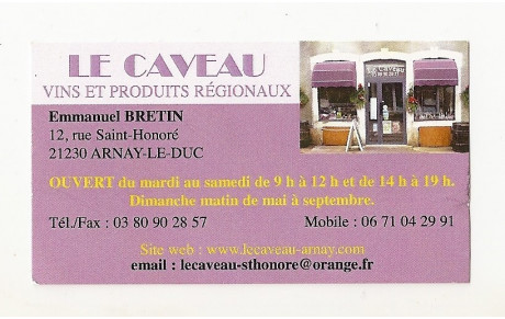 LE  CAVEAU